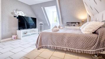 3 slaapkamers, reisbedje, gratis wifi, beddengoed