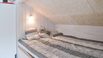2 bedrooms, free WiFi