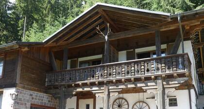 Double room 4 without balcony - Pension Holzerstube