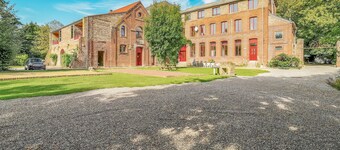 5 bedroom stunning home in Quiestede