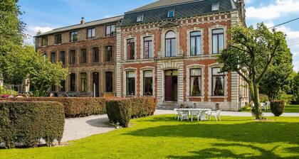 Lovely home in Quiestède with sauna