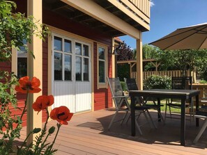 Outdoor dining - Wooden holiday home Funk, Germany (Gößweinstein)