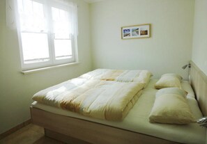 1 bedroom - Coastal Forest - apartment evening sun (Gelbensande)