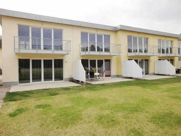 Exterior - Coastal Forest - apartment evening sun (Gelbensande)