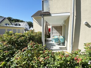 Unclassified image, 5 of 29, button