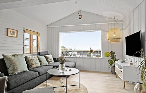 Beautiful home in Haderslev with WiFi