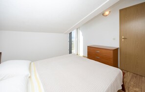 2 bedrooms, free WiFi, bed sheets