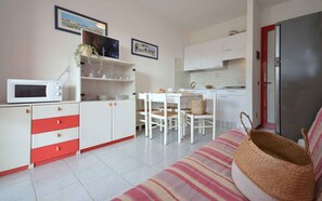 Interior - Holiday apartment mit Klimaanlage und Balkon (Bibione)