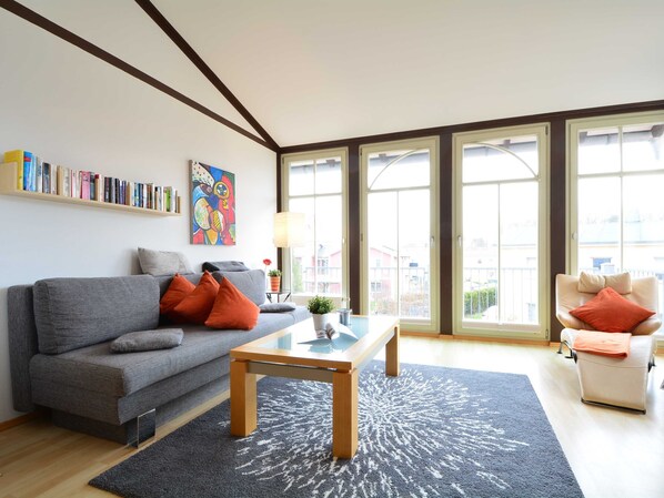 Unclassified image, 1 of 17, button