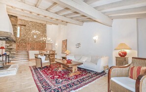 مدفأة، مشغل دي في دي، ستيريو