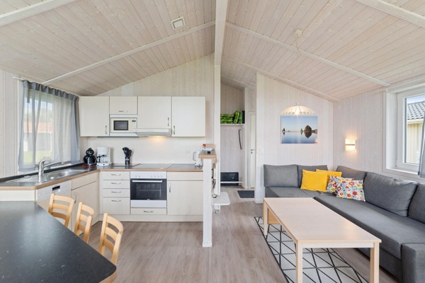 Frigorifero, piano cottura, lavastoviglie, macchina per tè/caffè