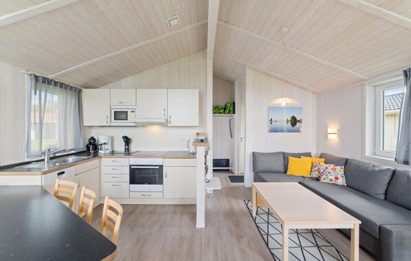 Kühlschrank, Herdplatte, Geschirrspüler