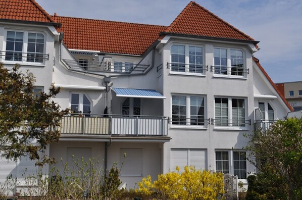 Imagen sin descripción, 1 de 10, botón