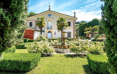 Pet friendly home in Sarcedo VI