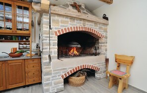 Property grounds - Awesome home in Lisane Ostrovicke (Lisane Ostrovicke)