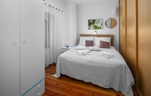 4 soverom, wi-fi (inkludert) og sengetøy