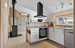 Kühlschrank, Herdplatte, Geschirrspüler