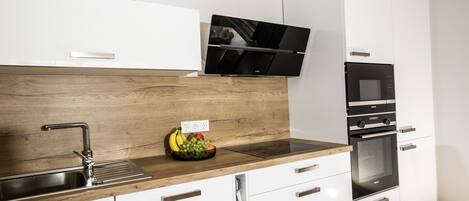 Refrigerador, microondas y lavavajillas