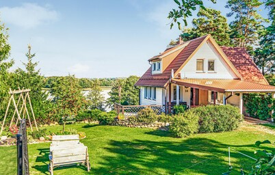 Stunning home in Mragowo