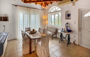 Dining - Stunning home in Mantineia Messinia (Mantineia Messinia)