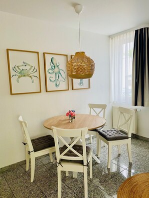 Dining - FeWo a cappella 68 near the beach in Binz, (ID 668) - Fewo a cappella 68 (Binz)