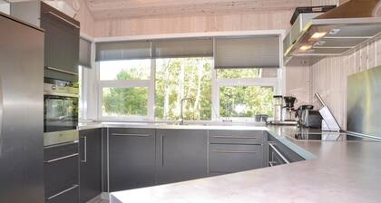 Lovely home in Oksbøl with sauna
