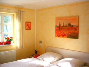 2 Schlafzimmer, Reisekinderbett, WLAN