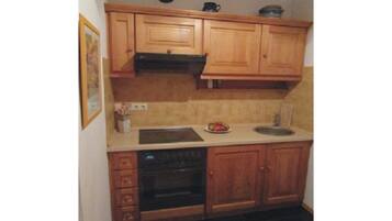 Réfrigérateur, four, cafetiÚre/bouilloire, bouilloire électrique