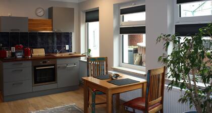 Ferienwohnung MOND Cafe Altstadt (unten) - Ferienwohnung Cafe Altstadt