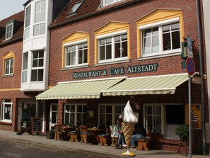 Esterni