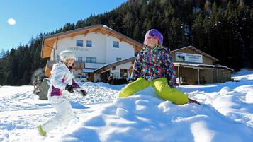 Enceinte de lâhĂ©bergement