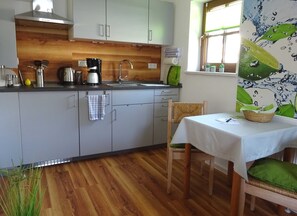 Fridge, microwave - Vacation apartment Nochäd - Holiday apartments - WE DAHAMM (Memmelsdorf)