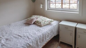 1 soverom, reiseseng for barn og wi-fi (inkludert)