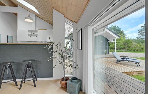 Beach front home in Løgstør with sauna