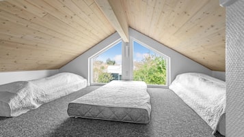 4 bedrooms, free WiFi
