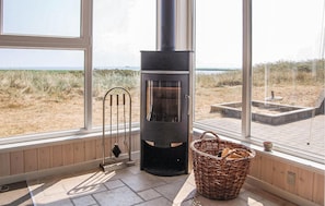 Interior - 4 bedroom gorgeous home in Hvide Sande (Hvide Sande)