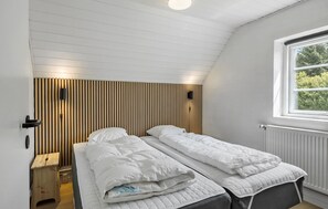 6 Schlafzimmer, Reisekinderbett, kostenloses WLAN
