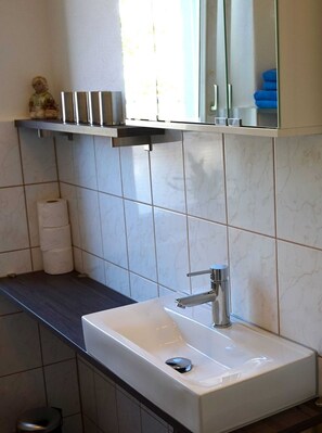 صورة غير مصنفة، 5 من 7، زرّ