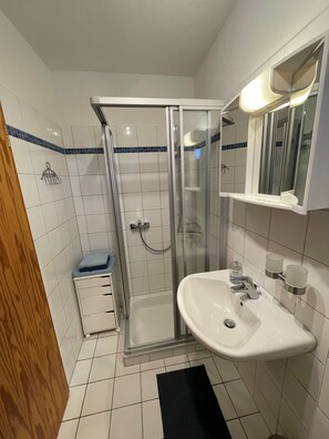 Unclassified image, 4 of 10, button - Smans Fewo - Smans 1 bedroom apartment with pantry (Neustadt in Holstein)