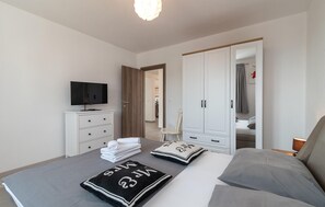 5 chambres, lit parapluie, Wi-Fi gratuit, draps fournis