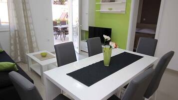 Dineren