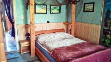 2 Schlafzimmer, Reisekinderbett, WLAN, Bettwäsche