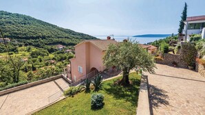 Property grounds - Amazing apartment in Moscenicka Draga (Moscenicka Draga)