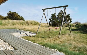 Children's area - Amazing home in Ringkøbing with sauna (Ringkøbing)
