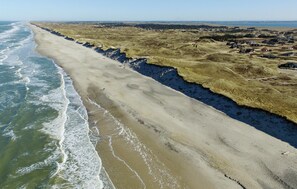 Beach nearby - Beach front home in Ringkøbing with sauna (Ringkøbing)