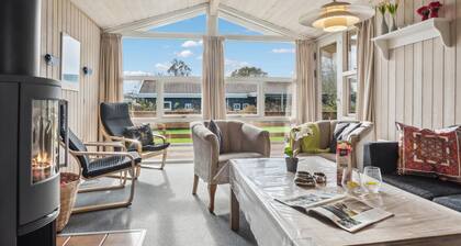 Amazing home in Hejls with sauna