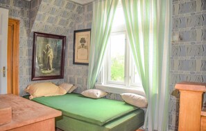 3 Schlafzimmer, Reisekinderbett, kostenloses WLAN