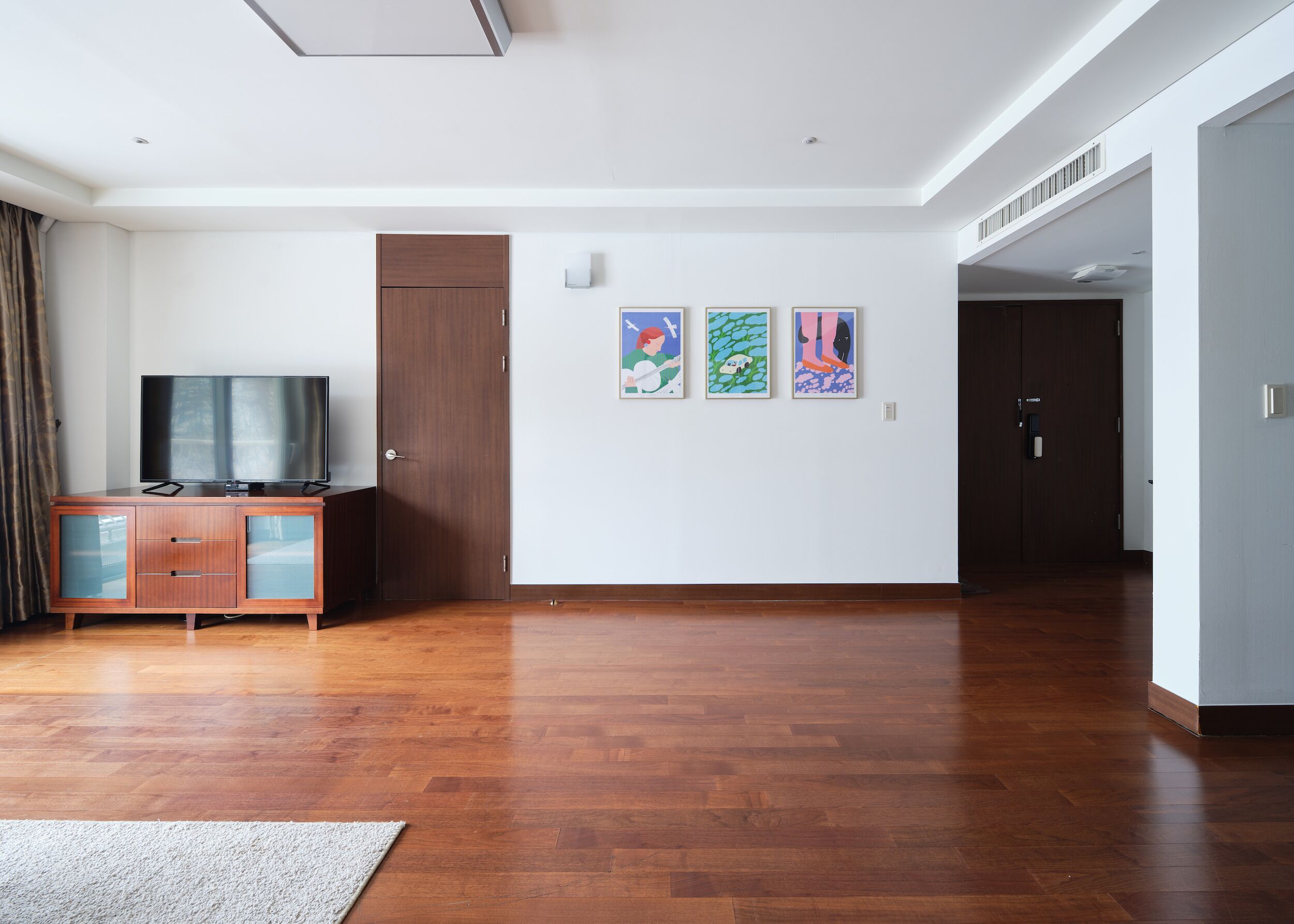 adonis deluxe suite | 1 bedroom, in-room safe, free wired internet, bed sheets