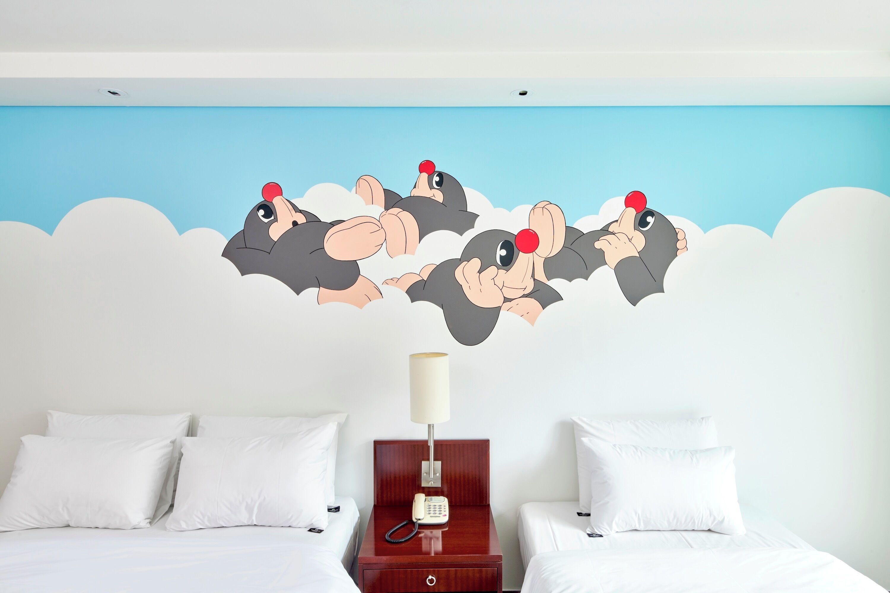 artstay mountain deluxe twin | 1 bedroom, in-room safe, free wired internet, bed sheets