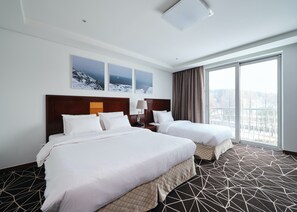 Artstay Superior Deluxe Double